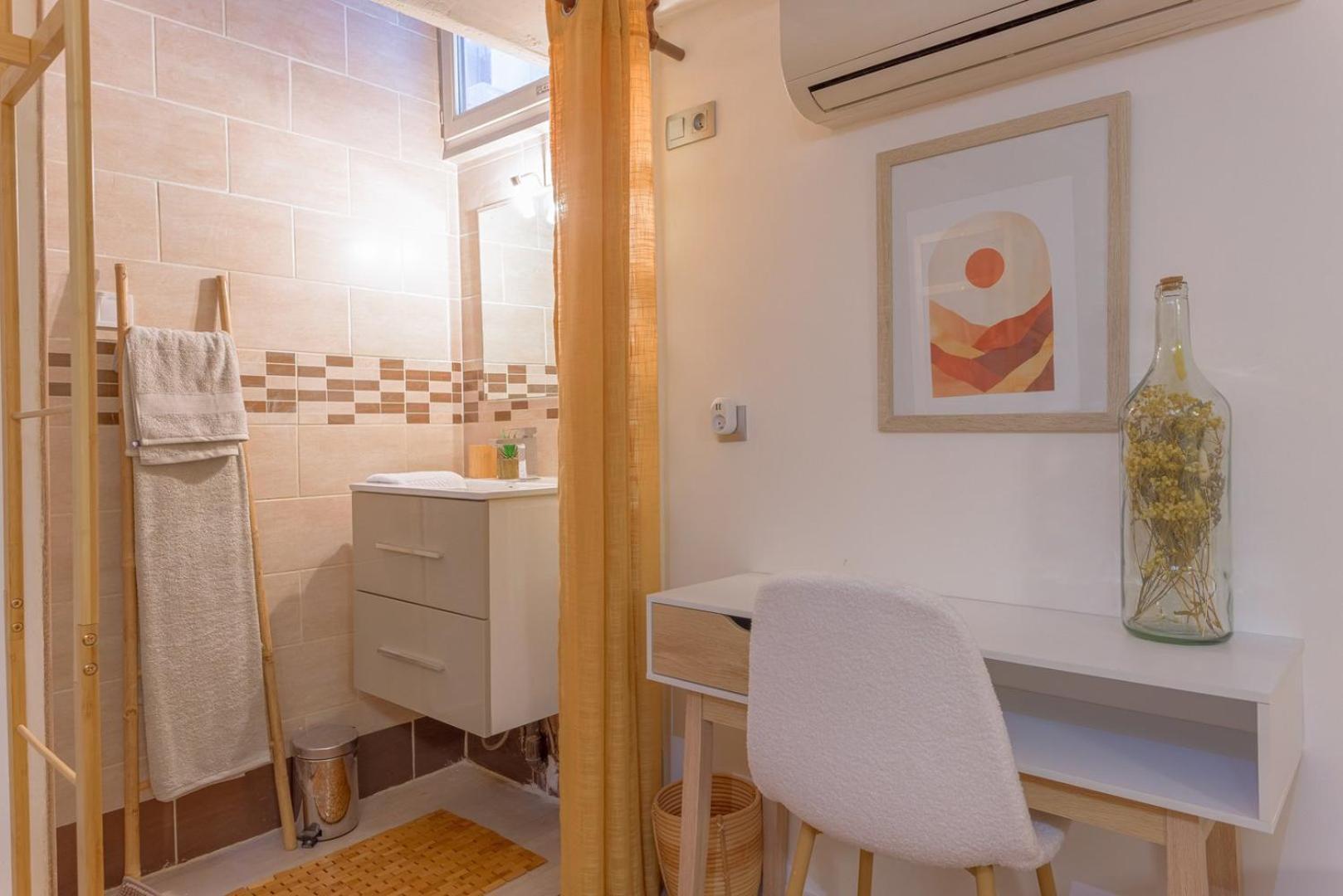 2 Pieces Cosy Et Elegant A Apartment